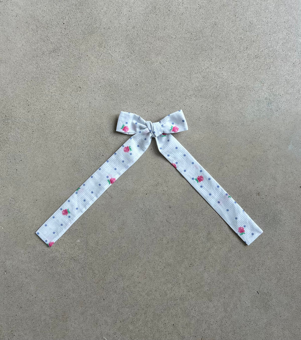 Lyla Bow/Sample
