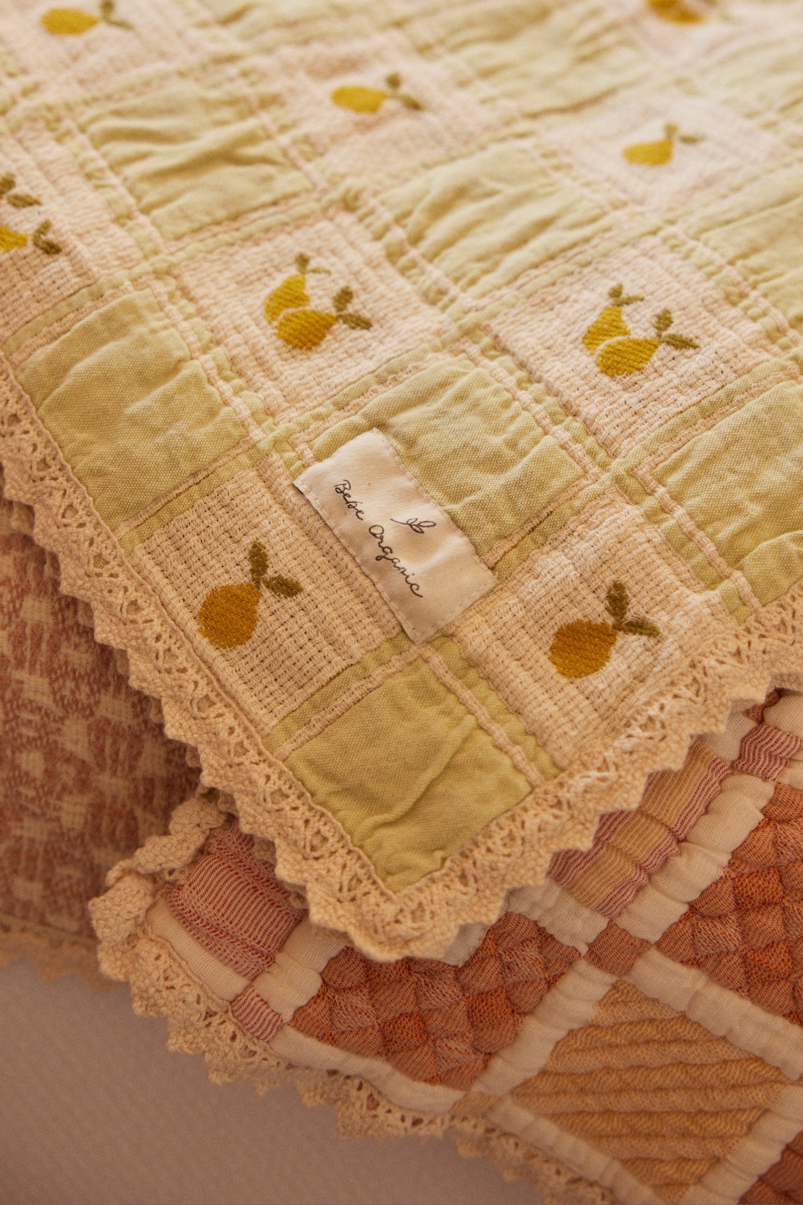 bebe organic / blanket（yellow patchwork） Mai Blanket – Bebe Organic