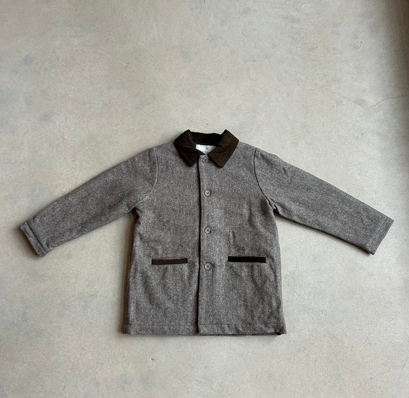 Theodore Coat Pebble 8 Years/ Sample